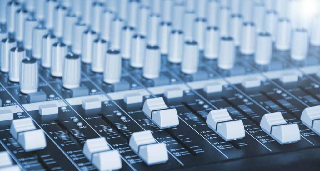 Mix and mastering: we explain the difference