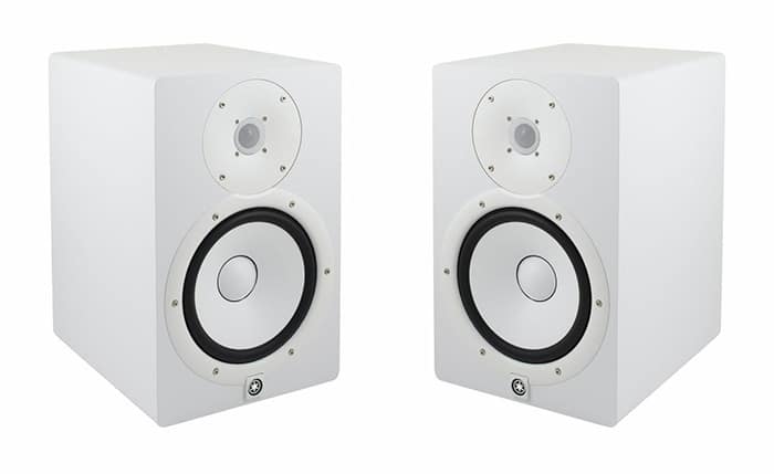 O HS8 da Yamaha também está disponível em branco!