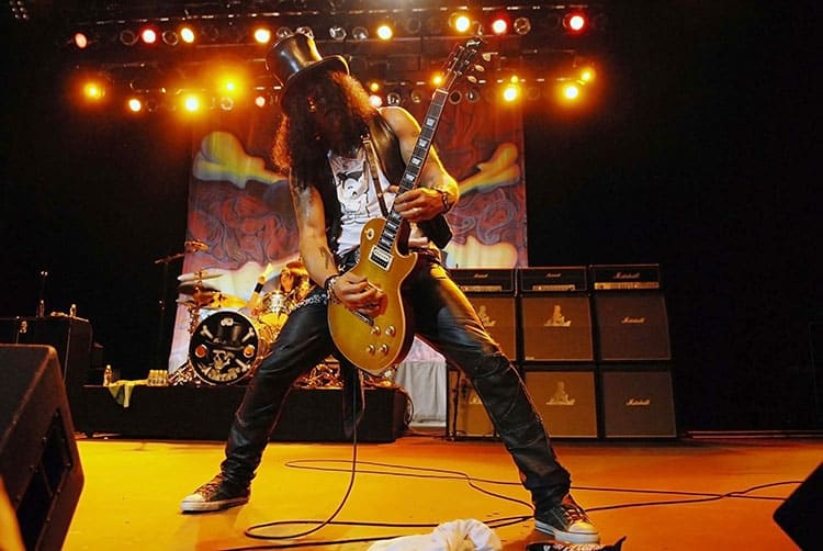 Slash Live with a Gibson Les Paul