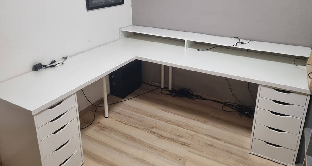 $300 home studio desk for music producers - Ikea DIY