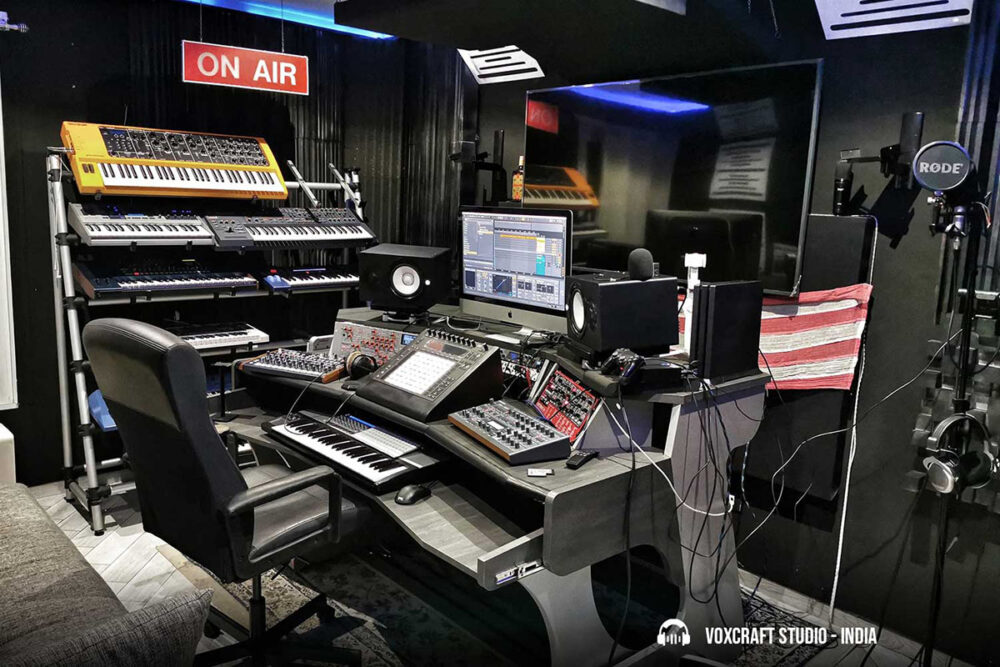 Best studio desks for music producers (with setup photos)