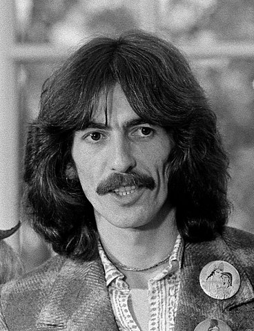 George Harrison en 1974, image : Wikimedia Commons